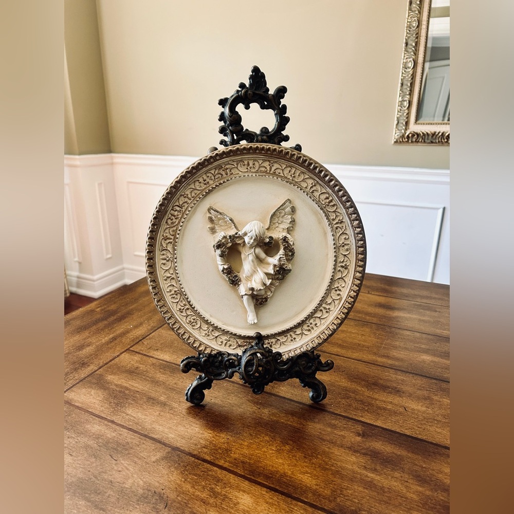 Cherub Angel Plaster Wall Hanging 10"